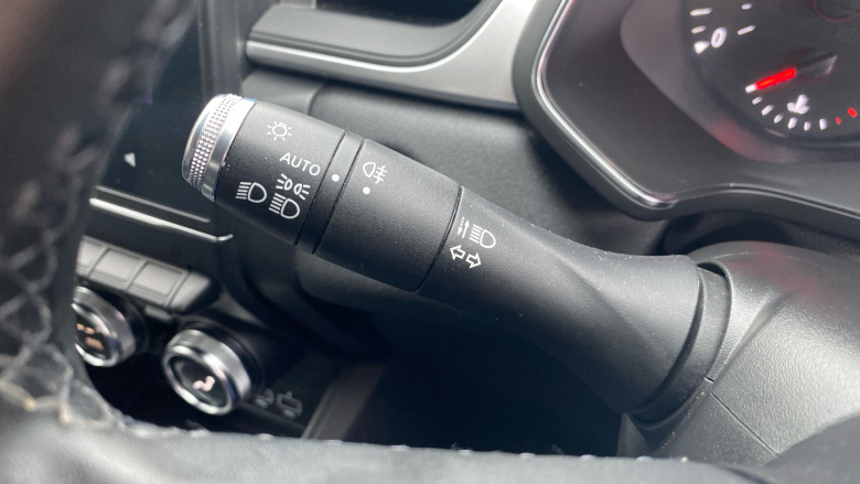 Renault Captur 1.0 TCE 100 Iconic 5dr Petrol Hatchback